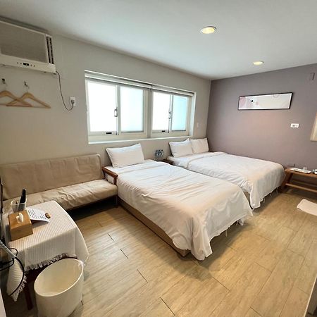 微趣 Wechill Hotell Tainan Exteriör bild