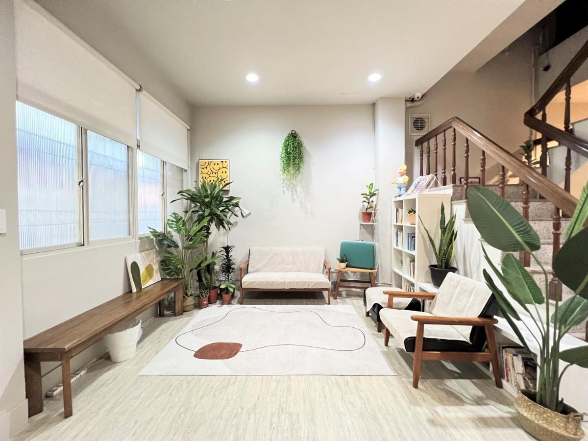微趣 Wechill Hotell Tainan Exteriör bild