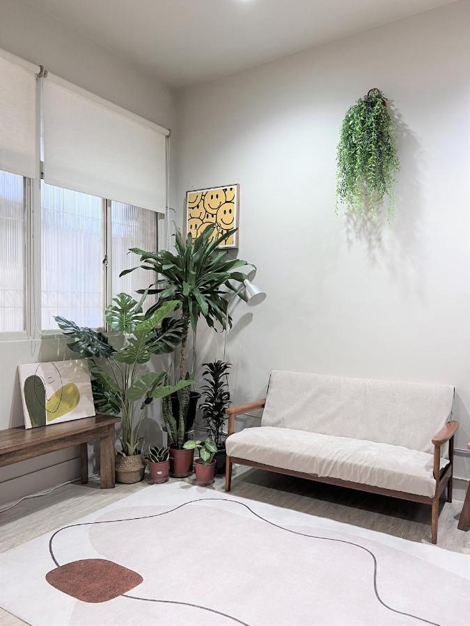 微趣 Wechill Hotell Tainan Exteriör bild